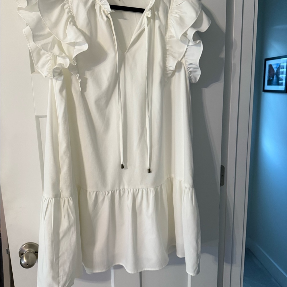 Entro White Ruffle Sleeve Dress - Picture 3 of 3